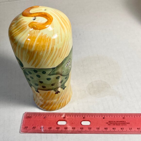 Vintage Pig Pigs Salt & Pepper Shaker Ceramic Country Cottage Core Yellow Green - Picture 12 of 12